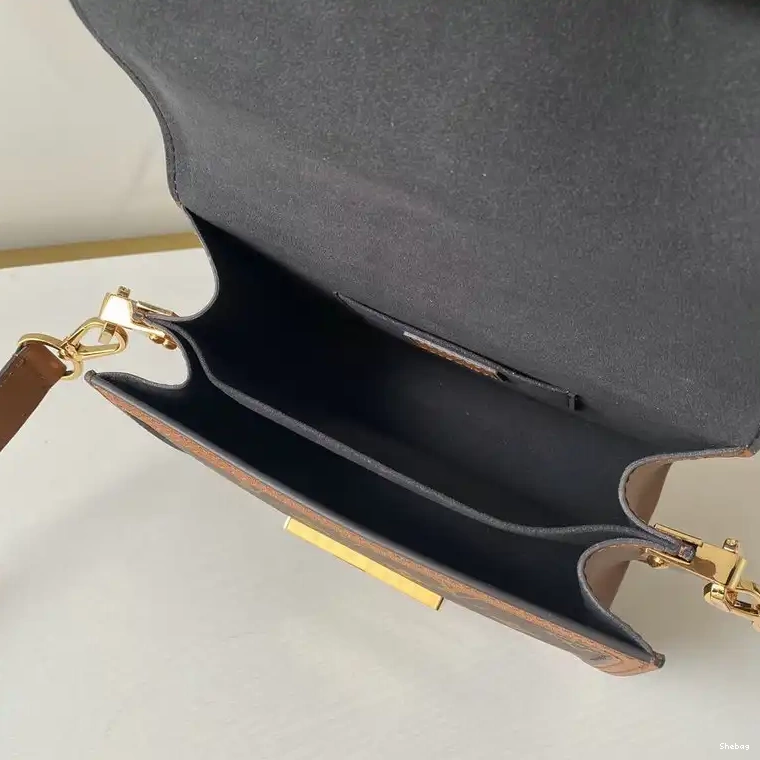 Bags LV 208B570042 0728